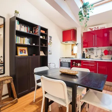 Apartment Cozy In Borgo Dei Greci Free Wifi Florence